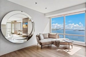 Complejo de apartamentos de lujo en venta en Miami, Florida Estados Unidos (13)