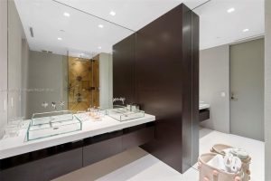 Complejo de apartamentos de lujo en venta en Miami, Florida Estados Unidos (15)