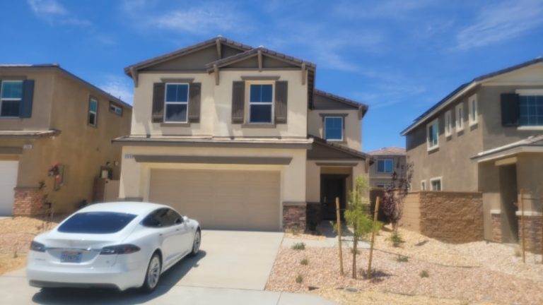 Habitacion en Renta en 12978 Echo Vly St Victorville, San Bernardino California CA