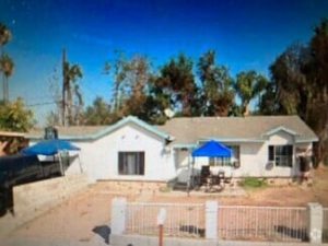 Casa en Renta 9105 bruce ave riverside ca building photo (1)