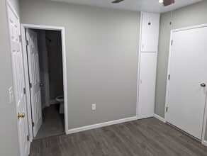 Habitacion en Renta 3847 w 104th st inglewood ca room a (1)