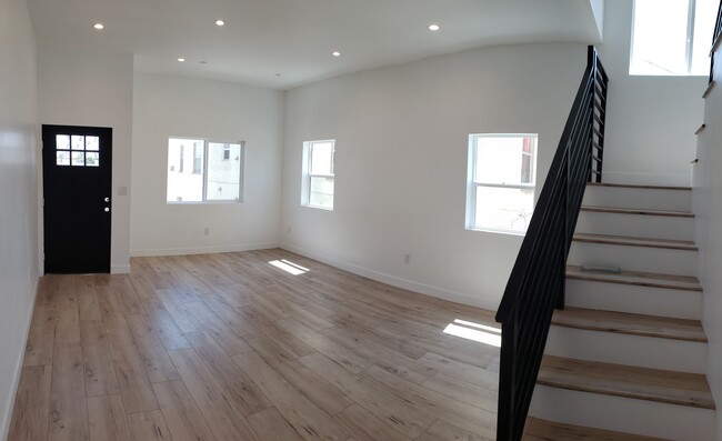 3425 edgehill dr los angeles ca living room