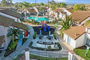 Departamentos en Renta en 1625 W Pacific Coast Hwy, Wilmington, California CA 90744 (10)