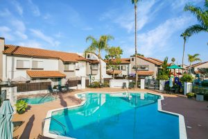 Departamentos en Renta en 1625 W Pacific Coast Hwy, Wilmington, California CA 90744 (12)