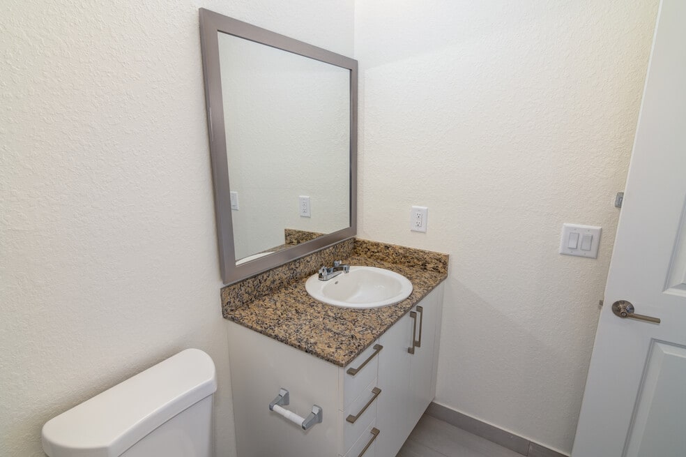 Apartament Edison Place 610 NW 60th St. Miami Florida 33127 Liberty City (10)