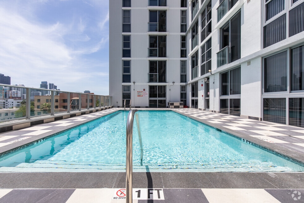 Departamento en 35 SW Ave Miami Fl 33130 Ram Miami River South LLC (8)