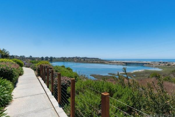 Casa en Renta Alquiler en California Carlsbad 633 Capstan Dr 6