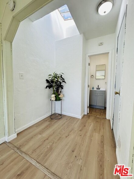 Casa en Renta Alquiler en California San Diego Castle Park 206 L St 3