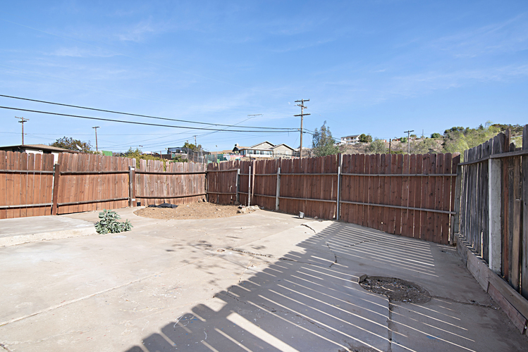Casa en Renta Alquiler en California San Diego Spring Valley La Presa 2610 Helix St 1