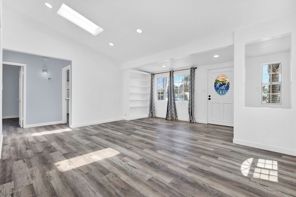 beach-cottage-on-dahlia-imperial-beach-ca-foto-del-edificio
