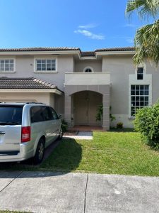 14375-sw-164th-terrace-miami-fl-foto-principal