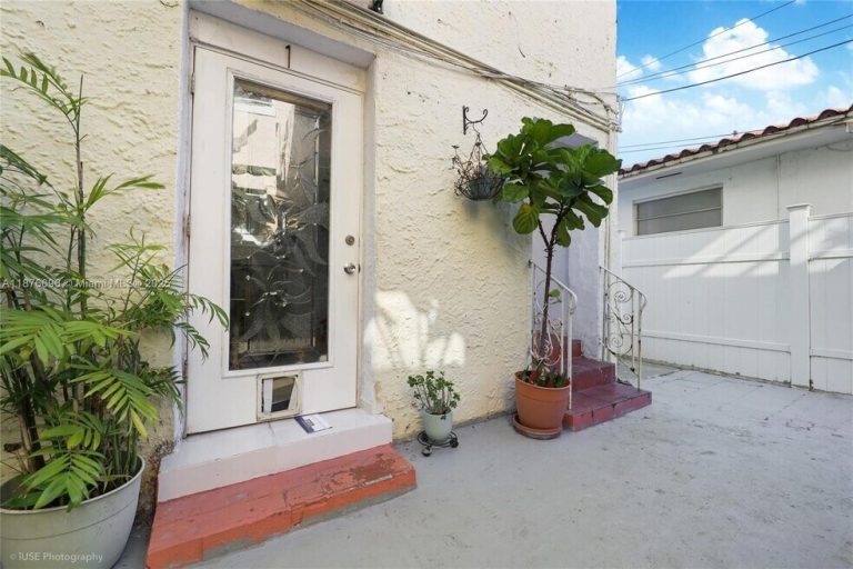 Casa en RENTA en Florida Miami/Dade County Miami Coral Way 1678 SW 11th St