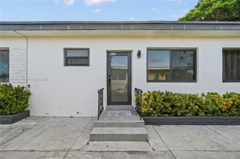 Casa en RENTA en Florida Miami/Dade County Miami Melrose Heights 2465 NW 35th St