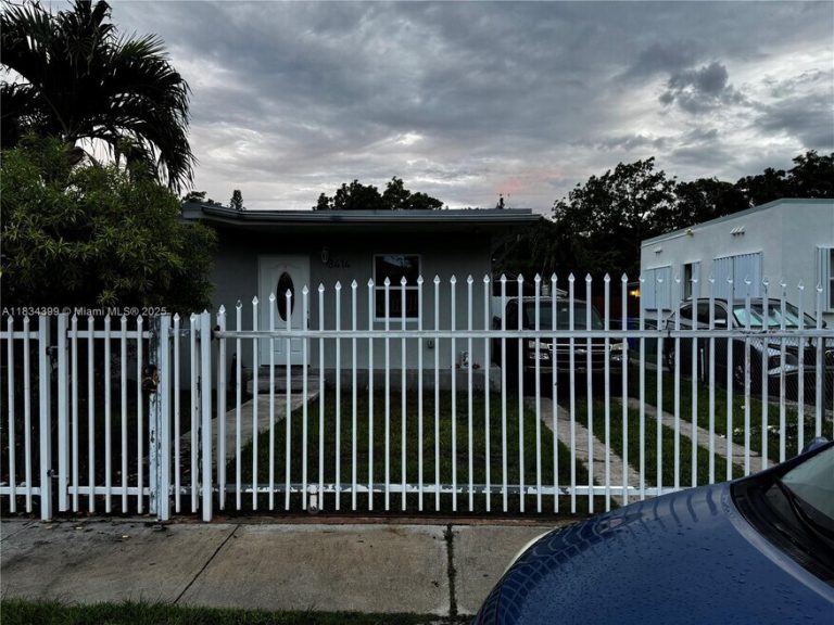 Casa en RENTA en Florida Miami/Dade County Miami Northeast Coconut Grove 3414 SW 25th St