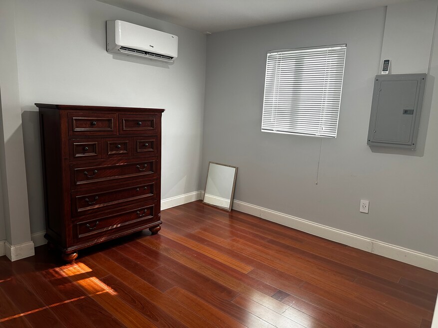 4320-sw-5th-st-coral-gables-fl-foto-del-edificio