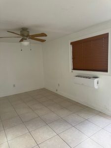 8425-sw-44th-st-miami-fl-foto-del-edificio