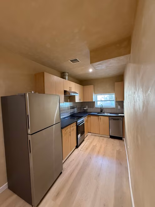 1431-nw-26th-st-miami-fl-kitchen