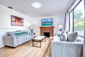 2126-nw-3rd-st-miami-fl-foto-del-edificio