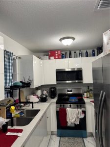 2730-nw-44th-st-miami-fl-foto-del-edificio