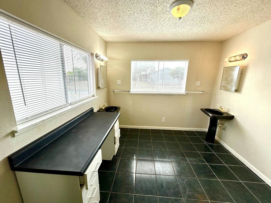 4631-argonne-dr-san-antonio-tx-foto-del-edificio