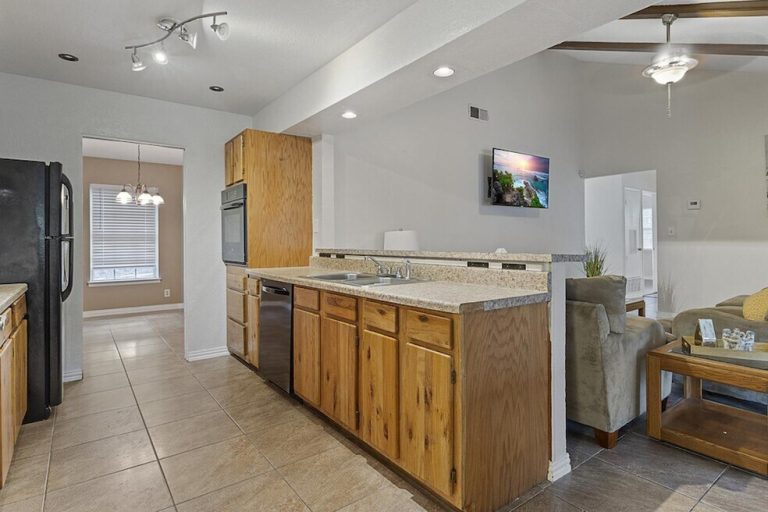 Habitacion Casa en RENTA en Texas Bexar County San Antonio Vance Jackson 3607 Rock Creek Run