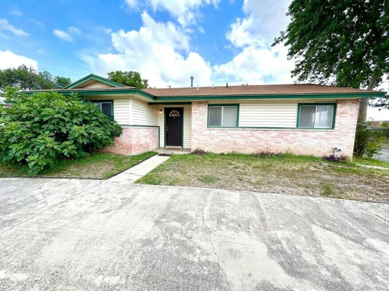 Casa en RENTA en Texas Bexar County San Antonio Southeast San Antonio 4631 Argonne Dr