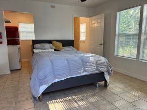 Real Estate Category 75 119-e-ridgewood-ct-san-antonio-tx-foto-del-edificio