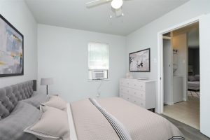 INMUEBLES en USA 43 2814-winbern-st-houston-tx-foto-del-edificio