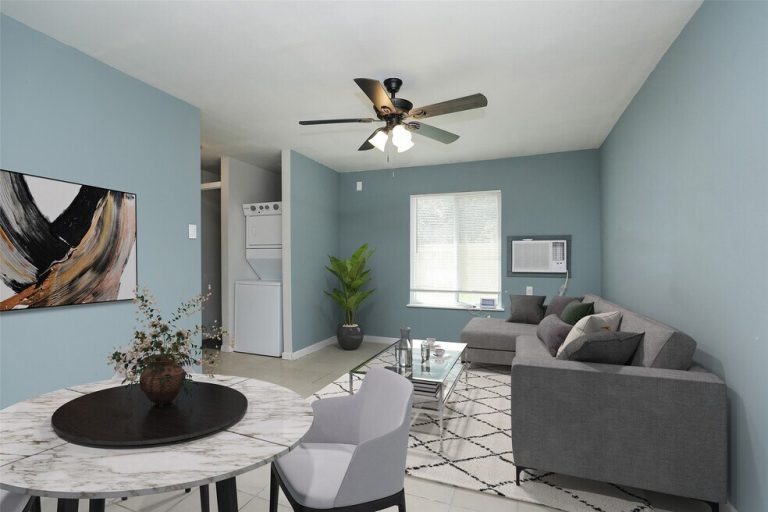 Casa en RENTA en Texas Harris County Houston Third Ward 2814 Winbern St