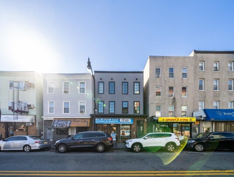 Casa en RENTA en New Jersey Hudson County Jersey City Journal Square 541 Newark Ave