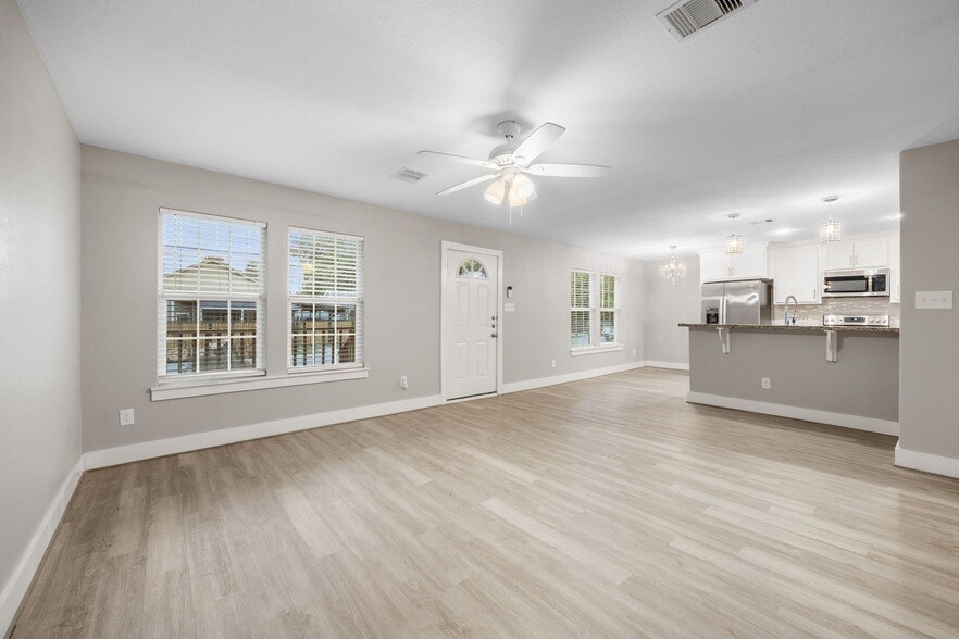 6710-mcwilliams-dr-houston-tx-foto-del-edificio