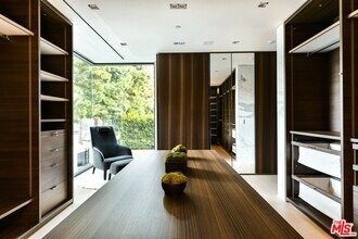 imgi_132_1231-lago-vista-dr-beverly-hills-ca-foto-del-edificio