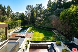 imgi_147_1231-lago-vista-dr-beverly-hills-ca-foto-del-edificio