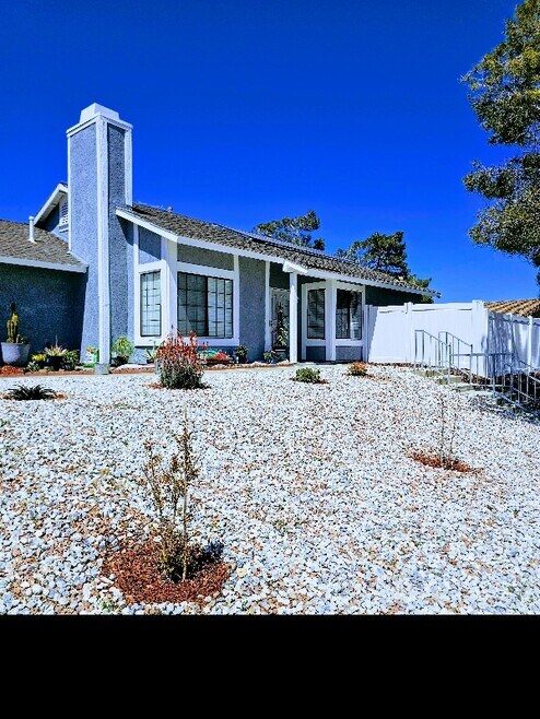 12143-galaxy-st-victorville-ca-foto-principal