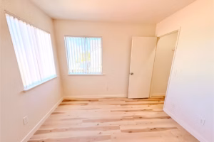 3515-w-avenue-j4-lancaster-ca-dormitorio
