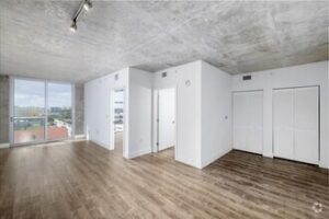Author Profile 9 ram-miami-river-south-apartments-miami-fl-foto-del-edificio-5
