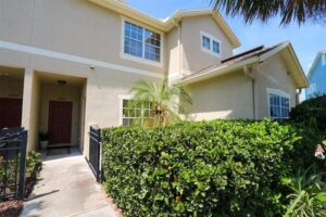 Author Profile 2 10922-winter-crest-dr-riverview-fl-foto-principal