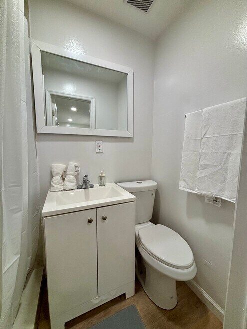 1321-n-69th-way-unidad-rm1-hollywood-fl-foto-del-edificio-1