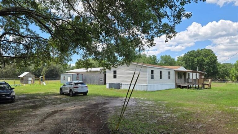 RANCHO en RENTA House For RENT Florida Orange County Orlando $2,800 / Month 2982 N 6th St, Orlando, FL 32820