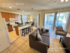 Author Profile 17 4986-thames-st-w-kissimmee-fl-foto-del-edificio