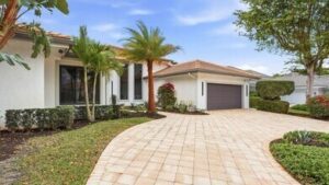 isle-brook-ct-wellington-fl-building-photo-3