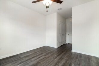 mountain-retreat-ln-riverview-fl-foto-principal-7