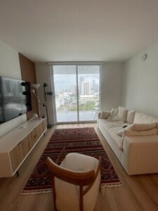 ne-18th-st-unidad-ph-5-miami-fl-building-photo-1