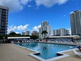 ne-18th-st-unidad-ph-5-miami-fl-building-photo-3