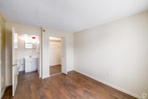 park-city-miami-fl-3-habitaciones-2-baos-1011-pies-cuadra