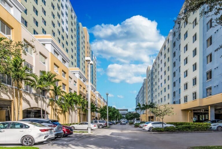 RENTA STUDIO, HABITACIONES, Florida Miami/Dade County Miami Allapattah Santa Clara I 1251 NW 20th St, Miami, FL 33142