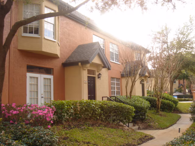 6352-raleigh-st-orlando-fl-vista-exterior