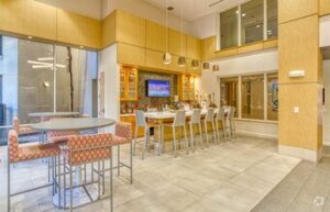 Author Profile 52 dwell-maitland-orlando-fl-foto-del-interior