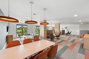 paros-vineland-orlando-fl-espacio-de-coworking-con-ordenadores-e-i