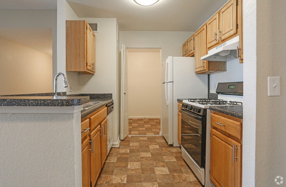 retreat-at-valencia-apartment-homes-orlando-fl-cocina-1